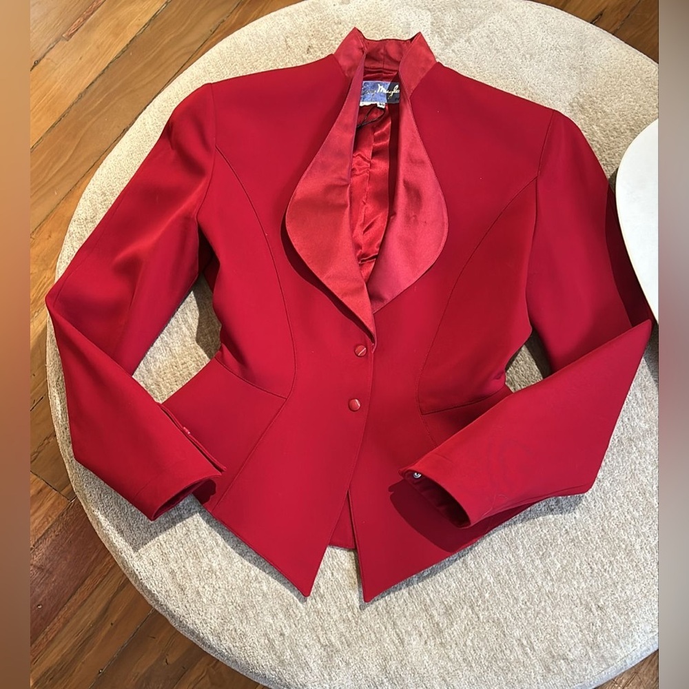 Thierry Mugler Vintage Sculptural Petals Collar Blazer